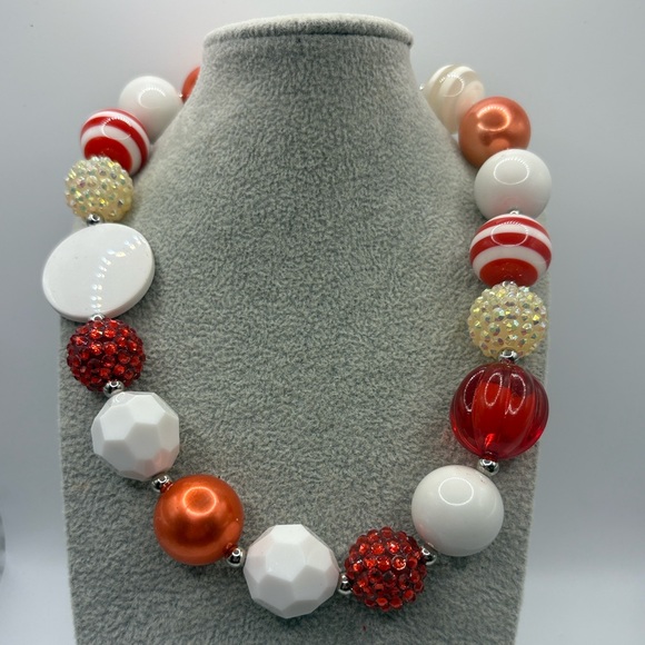 Festive Holiday Season Necklace - Picture 3 of 5
